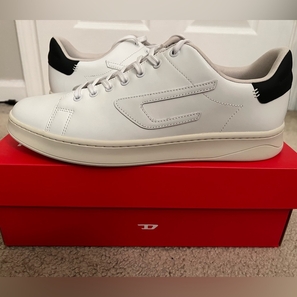 Diesel white leather sneaker shoes